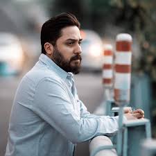 روزبه بمانی