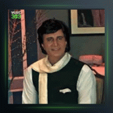 آهنگ پیرهن صورتی از احمد آزاد