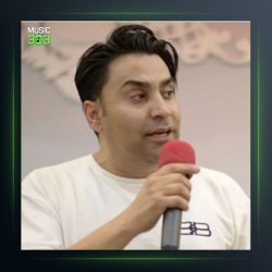 آهنگ عاشق دیوونه از محمد امین غلامیاری