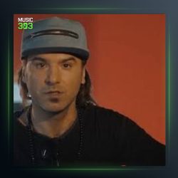 آهنگ بگو دوستم داری از رسول پویان