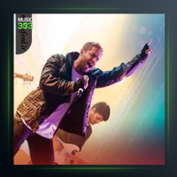 آهنگ اینجا عشق و عاشقی همه حرفا الکیه از امیر مقاره