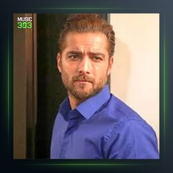 آهنگ هنوز بعضی وقتا از امیر مقاره