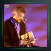 آهنگ دویدم و دویدم از مسعود فردمنش و منصور