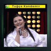 آهنگ Baska Biri Seni Saran از توچه کاندمیر