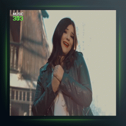 آهنگ Baska Biri Var از توچه کاندمیر