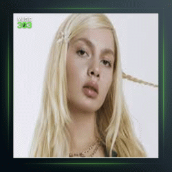 آهنگ Bekleyenim Akustik از آلینا تیلکی و زینب باستیک