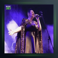 آهنگ Kalbi Uzaklarda Bir Adam Akustik از توچه کاندمیر