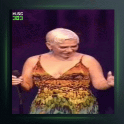 آهنگ Kasim Yagmurlari از سزن آکسو