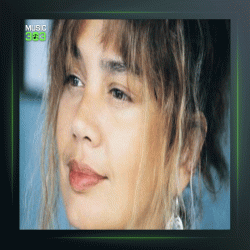 آهنگ On Ay از سزن آکسو