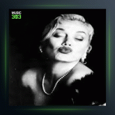 آهنگ Veda Kurk Mantolu Madonna از سزن آکسو