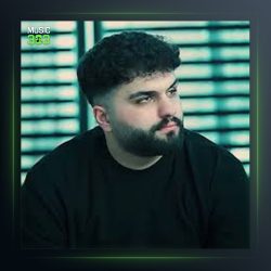 آهنگ رنگین از پوریا دالوند