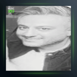 آهنگ میخوام همه دنیا بفهمن از فرهاد جواهرکلام