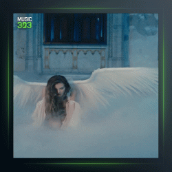 آهنگ Mesafe Akustik از فریده هیلال آکین