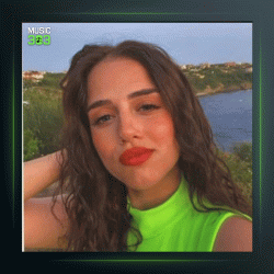 آهنگ Sen Bir Aysin از زهرا