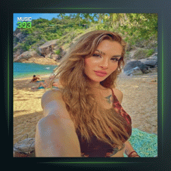 آهنگ Tutku Akustik از فریده هیلال آکین