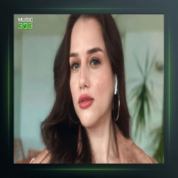 آهنگ Yaprak Gibi Dokul Kadehe از زهرا