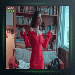 آهنگ Yokus از فریده هیلال آکین