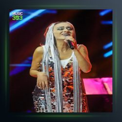 آهنگ Başka Gönüllerde Seni Aradım از ییلدیز تیلبه