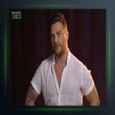 آهنگ Bize Yazdım از سینان آکجیل