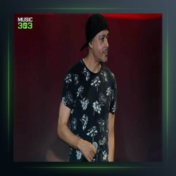 آهنگ Bu Şehir از جزا