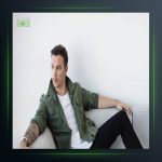 آهنگ Yollar Seni Gide Gide از سینان آکچیل