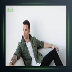 آهنگ Yollar Seni Gide Gide از سینان آکچیل