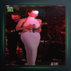 آهنگ Ask Guzel Sey Sanmisim از الیف بوسه دوغان