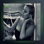 آهنگ Emi از آیچین آسان