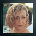 آهنگ Melekler Agliyor از آیچین آسان