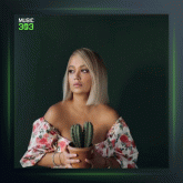 آهنگ Ne Guzel Guldun از آیچین آسان