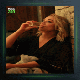 آهنگ Vurgun از آیچین آسان و بن رها