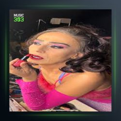 آهنگ Tek Sevenim Sen Olsan از ییلدیز تیبله